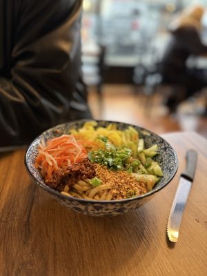 Kuma Kitchen + Bar by null