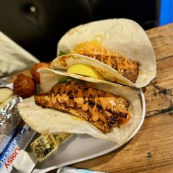 Peachtree City Yacht Club - Fish Tacos