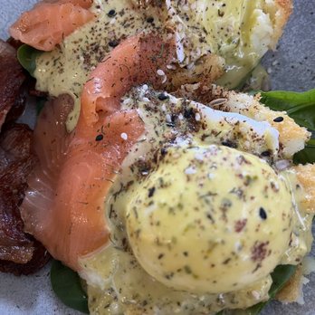 Melba Vulcan - Salmon Benedicts - Cafes Near Me - Auckland, AUK