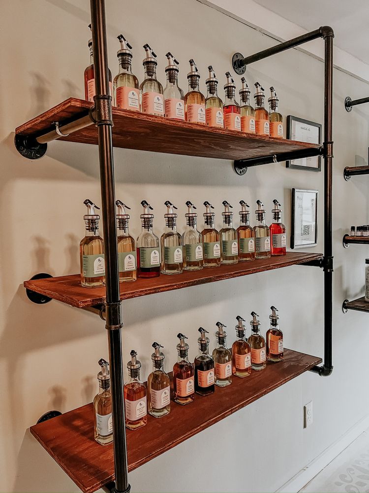 Ampersand Essential Oils & Apothecary