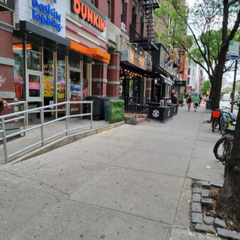 Dunkin' - Dunkin - Donuts Near Me - New York, New York