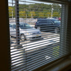 Rainbow Pediatrics - Lots of parking