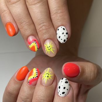 Kate Cannon Studio - Structured gel overlay with Level 3 art - Nail Technicians Near Me - Grants Pass, Oregon