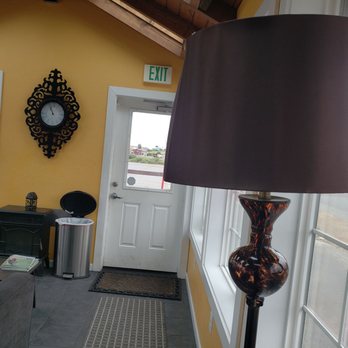 Java Hut - Coffee & Tea Near Me - Crescent City, California