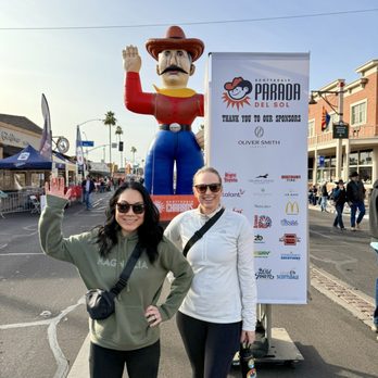 Parada Del Sol - Giant cowboy! - Community Service/Non-Profit Near Me Parada Del Sol - Giant cowboy! - Community Service/Non-Profit Near Me