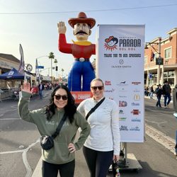 Parada Del Sol - Giant cowboy!