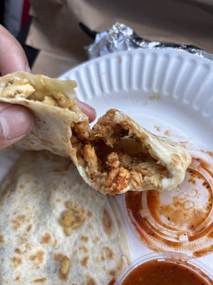 Leo's Tacos Truck by null