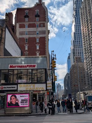 Gray's Papaya by null