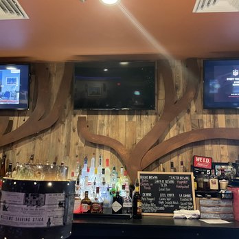 Range Cafe - Three TVs, only one on sports and no football on Sunday. - Breakfast & Brunch Near Me - Albuquerque, New Mexico