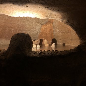 Bluff Dwellers Cave - Museums Near Me - Noel, Missouri