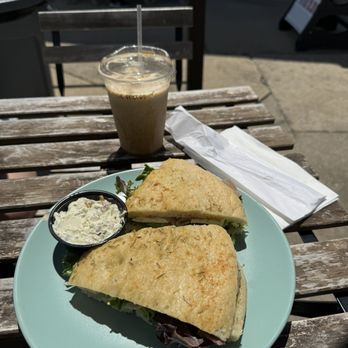 Momento Specialty Coffee - The FRENCH CONNECTION on focaccia - Coffee & Tea Near Me - Nashville, Tennessee Momento Specialty Coffee - The FRENCH CONNECTION on focaccia - Coffee & Tea Near Me - Nashville, Tennessee