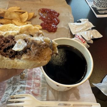 Capriotti's Sandwich Shop - Sandwiches Near Me - Honolulu, Hawaii Capriotti's Sandwich Shop - Sandwiches Near Me - Honolulu, Hawaii