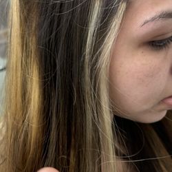 Studio 3 Salon - Harsh straight lines from bleach