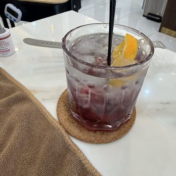 CoCo Nail Bar - Complimentary drink - Nail Salons Near Me - Burr Ridge, Illinois