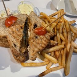 Bone Fish Bar & Grill - Local speciality fish sandwich on raisin bread