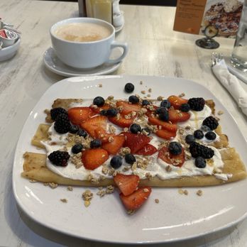 SYRUP - Algonquin - Berries and yogurt crepes with a hazelnut latte! - Breakfast & Brunch Near Me - Algonquin, Illinois SYRUP - Algonquin - Berries and yogurt crepes with a hazelnut latte! - Breakfast & Brunch Near Me - Algonquin, Illinois