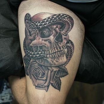 Ivy Room Tattoo - Tattoo Near Me - Laguna Hills, California Ivy Room Tattoo - Tattoo Near Me - Laguna Hills, California