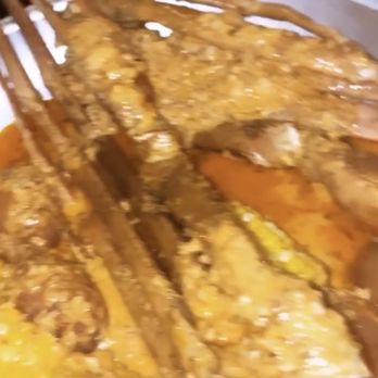 Cajun Claws - SNOW CRAB LEGS - Bars Near Me - Patchogue, New York