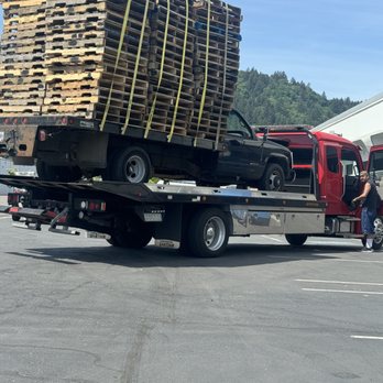 Tigard Towing - Towing us to our customers yard - Towing Near Me Tigard Towing - Towing us to our customers yard - Towing Near Me