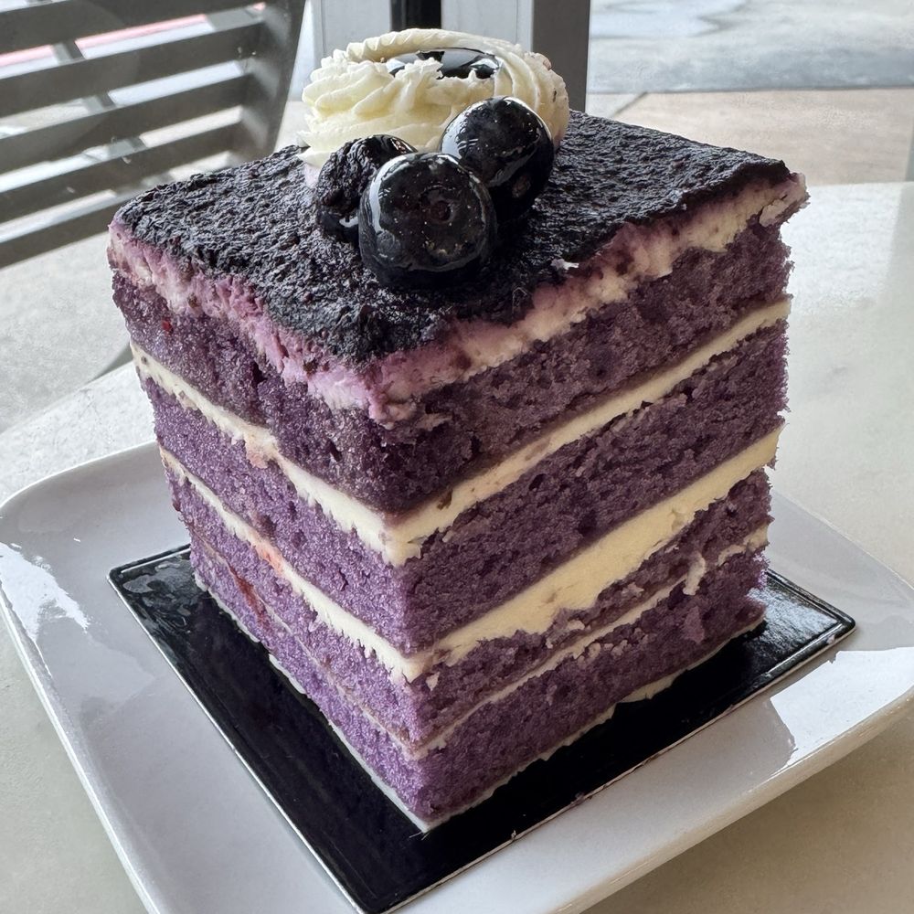 Yava Bakery And Cafe - Blueberry cake - Bakeries Near Me - Fresno, California Yava Bakery And Cafe - Blueberry cake - Bakeries Near Me - Fresno, California