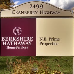 Berkshire Hathaway - Best sign on the history of real estate