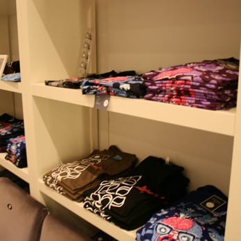 Wechselwild - Alle denada-Shirts gibt's in allen verfügbaren Größen und Farben bei uns im Shop - hereinkommen, anprobieren, mitnehmen :) - Concept Shops Near Me - Hamburg, HH Wechselwild - Alle denada-Shirts gibt's in allen verfügbaren Größen und Farben bei uns im Shop - hereinkommen, anprobieren, mitnehmen :) - Concept Shops Near Me - Hamburg, HH