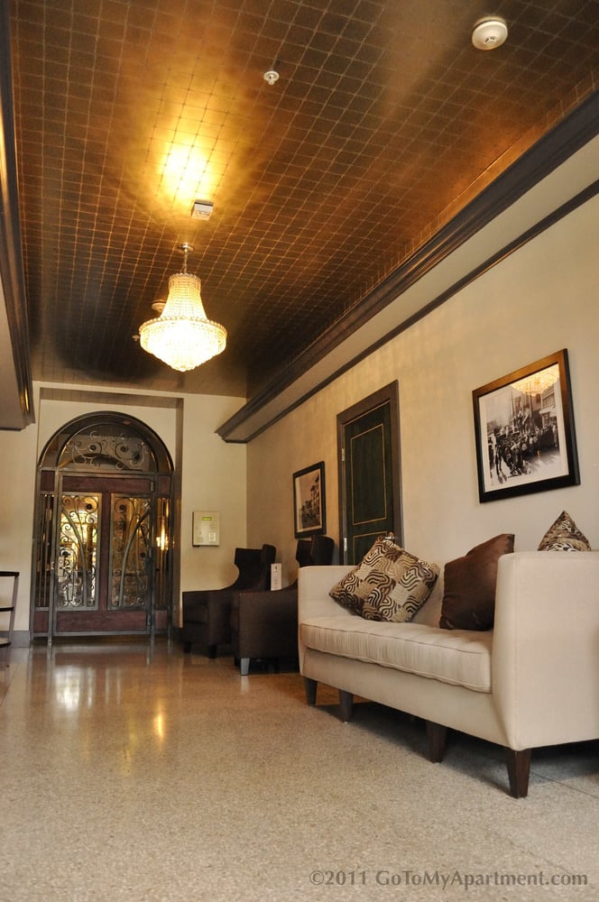 THE HUDSON APARTMENTS Updated October 2024 21 Photos & 25 Reviews 6533 Hollywood Blvd, Los