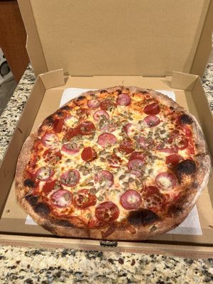 Amici Pizzeria by null