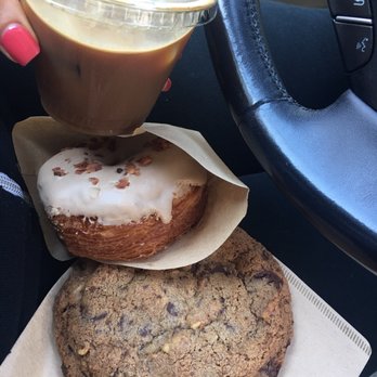 Devout Coffee - Espresso& tonic, cronut, cookie (weird, super walnut...) - Coffee Roasteries Near Me - Fremont, California Devout Coffee - Espresso& tonic, cronut, cookie (weird, super walnut...) - Coffee Roasteries Near Me - Fremont, California