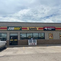 Love's Country Store