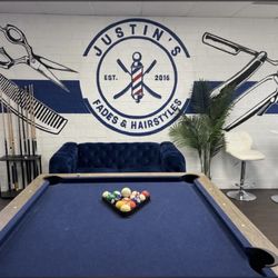 Q's Corner Barbershop