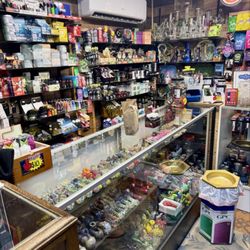 Tejas Smoke Depot - Variety...
