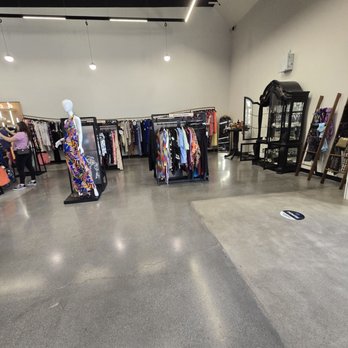 Deja Blue Boutique - Women's clothing and men's clothing - Accessories Near Me - Las Vegas, Nevada