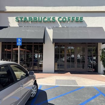 Starbucks - Coffee & Tea Near Me - Irvine, California