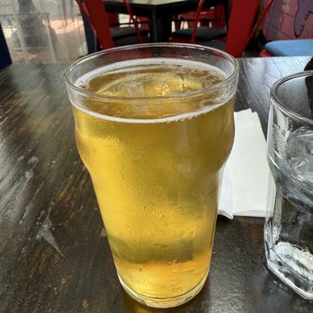 Duke's Grocery - Ole Time Lager - Pubs Near Me - Washington, DC, District of Columbia