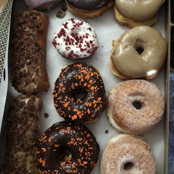 Randy's Donuts - Donuts Near Me - Downey, California Randy's Donuts - Donuts Near Me - Downey, California