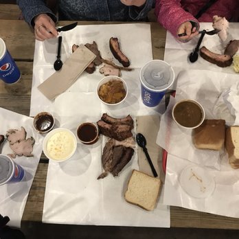 Rudy's - Barbeque Near Me - San Antonio, Texas
