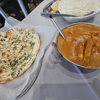 Anarbagh Beverly Hills - Butter chicken and garlic nann - Indian Near Me - Beverly Hills, California Anarbagh Beverly Hills - Butter chicken and garlic nann - Indian Near Me - Beverly Hills, California