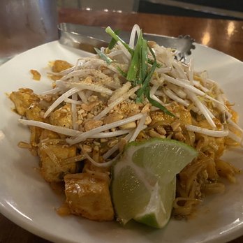 Star Noodle - Pad thai - Asian Fusion Near Me - Lahaina, Hawaii Star Noodle - Pad thai - Asian Fusion Near Me - Lahaina, Hawaii