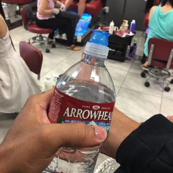 Levue Nails & Spa - What nail salon runs next door to buy you water? Levue did! - Nail Salons Near Me - Bellevue, Washington Levue Nails & Spa - What nail salon runs next door to buy you water? Levue did! - Nail Salons Near Me - Bellevue, Washington