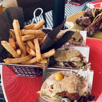 Tailwinds - Catfish tacos, just so so - Canadian (New) Near Me - Ramara, Ontario