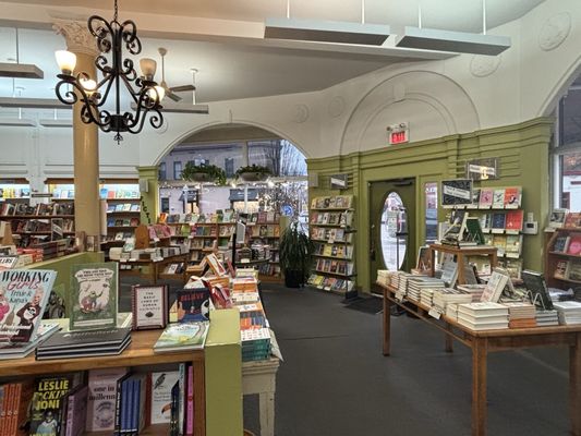 Left Bank Books by null