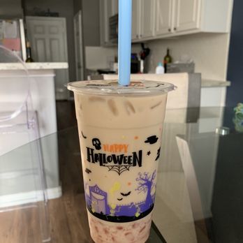 Sweet Escape - Lavender Milk Black Tea w/ cherry blossom bobas! - Bubble Tea Near Me - Humble, Texas