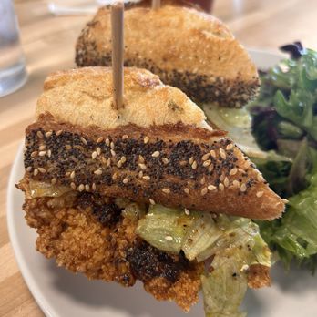 Beau's cafe - Breakfast & Brunch Near Me - Lexington, Kentucky