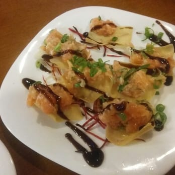 Azuma - Sushi Bars Near Me - São Paulo, SP