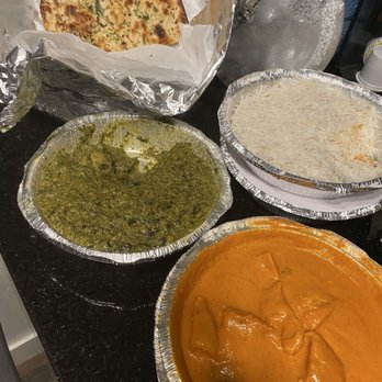Chaska India - Chicken Tikka Masala, Saag Aloo, Basmati Plain Rice, Garlic Naan - Indian Near Me - Laguna Niguel, California