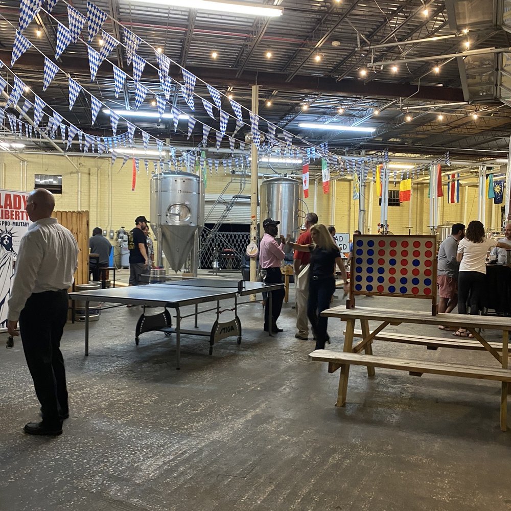 King Maker Brewing - Ping pong table and checkers - Breweries Near Me - Jacksonville, Florida King Maker Brewing - Ping pong table and checkers - Breweries Near Me - Jacksonville, Florida