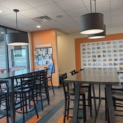 Biggby Coffee - Interior