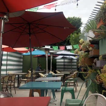Roadside Taco - Dog friendly patio. - Tacos Near Me - Studio City, California Roadside Taco - Dog friendly patio. - Tacos Near Me - Studio City, California