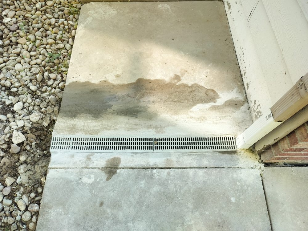 Slide of Expert Guys Construction